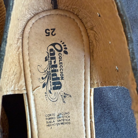 Corral Black Sandals with Vibrant Floral Embroidery - Picture 5 of 5